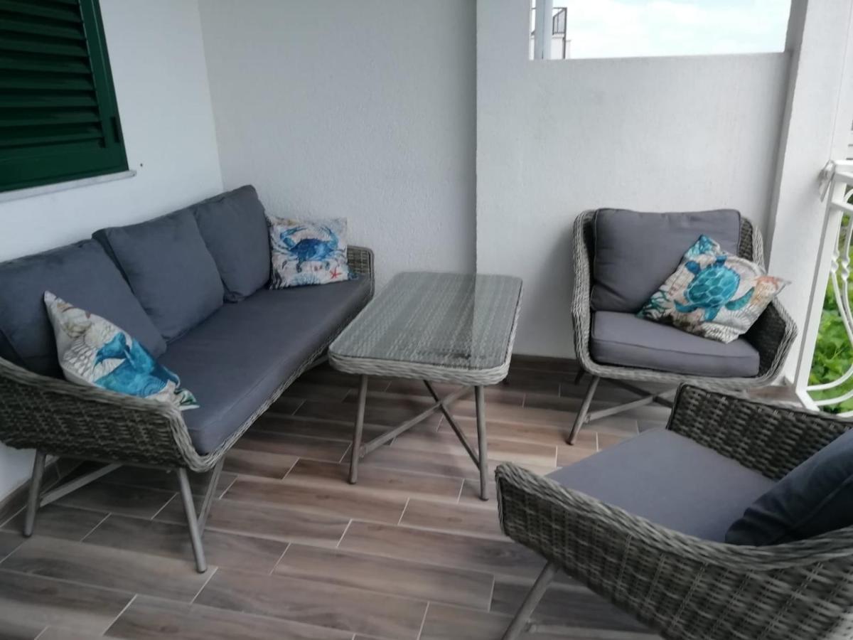 Jona - Dugi Rat - Mali Rat Apartment Luaran gambar