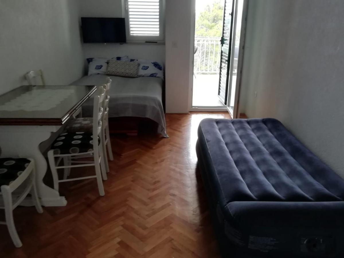 Jona - Dugi Rat - Mali Rat Apartment Luaran gambar